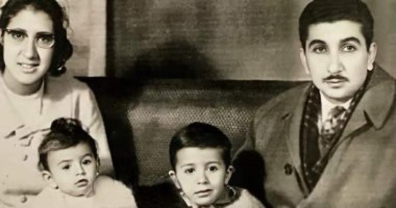 الفنان هاني رمزي في طفولته