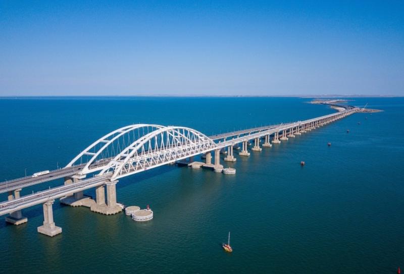 جسر شبه جزيرة القرم 