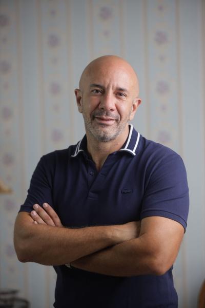 صانع المحتوى الشهير بالمدير يستهدف الوصول لمليون شاب لتأهيلهم لسوق العمل