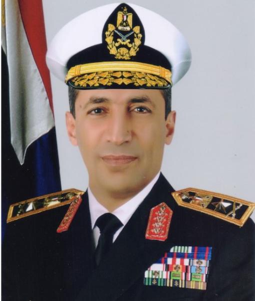الفريق أشرف إبراهيم عطوة مجاهد قائد القوات البحرية
