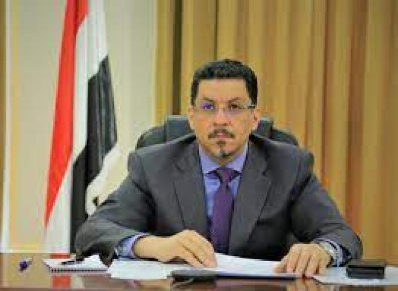 وزير الخارجية وشئون المغتربين اليمني الدكتور أحمد عوض بن مبارك