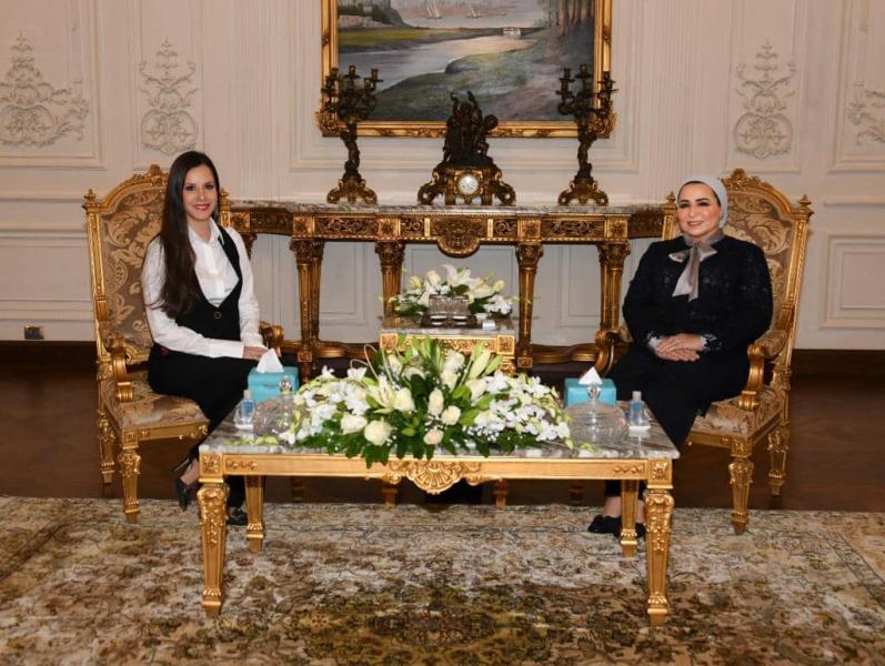 السيدة انتصار السيسي ترحب بالسيدة الأولى لجمهورية صربيا في بلدها الثاني مصر