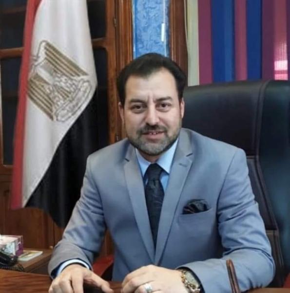 أحمد عنانى عميد كلية الطب البشري جامعة الزقازيق