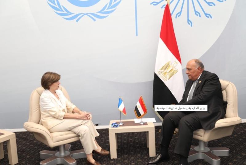 وزير الخارجية يستقبل نظيرته الفرنسية على هامش مؤتمر شرم الشيخ لتغير المناخ