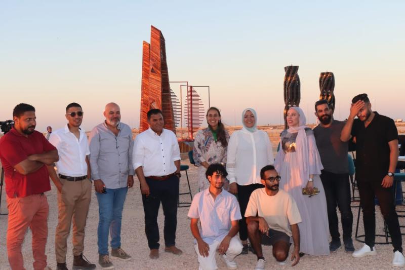 تنظيم معرض صديق للبيئة بالمنطقة الخضراء بشرم الشيخ بمشاركة ٨ فنانين