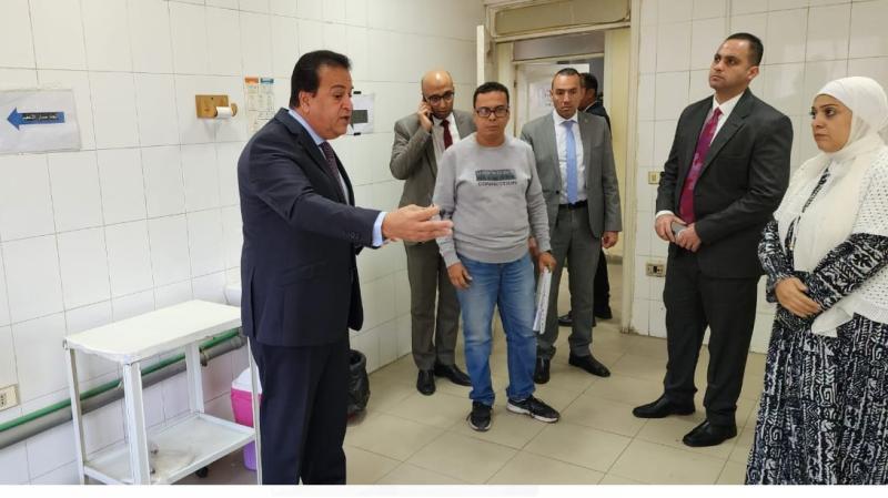 وزير الصحة يتفقد مكتب صحة مدينة نصر أول ومركز طبي شيراتون.. صور