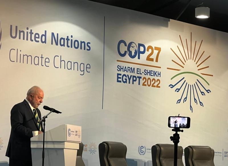 الرئيس البرازيلي يشكر رئاسة مؤتمر المناخ ”COP27” على دعوة بلاده للمشاركة