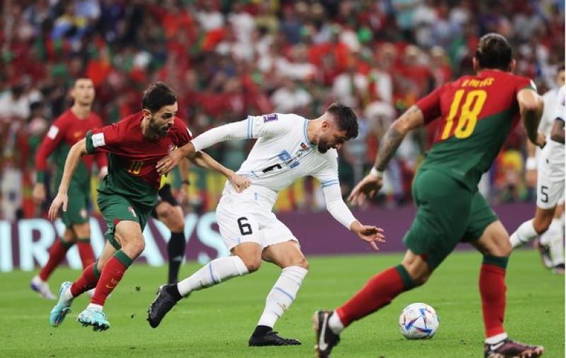 البرتغال ضد أوروجواي.. برونو فيرنانديز يسجل الثانى من ضربة جزاء فى الدقيقة94