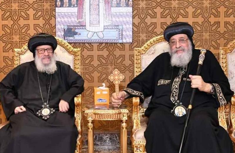 البابا تواضروس مع أسقف إيبارشية سيناء الشمالية