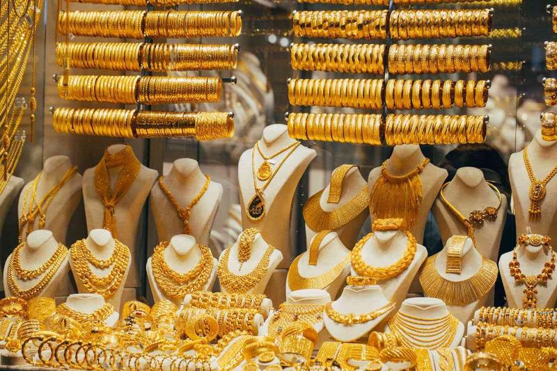سعر الذهب يسجل مستويات صعود جديدة اليوم الجمعة في مصر.. والجنيه الذهب يقفز 320 جنيهًا