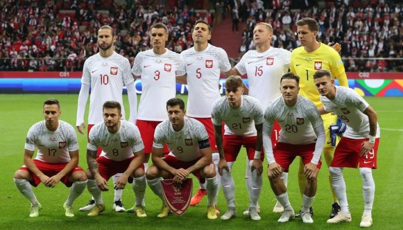مدرب بولندا: لا نهاب بطل العالم