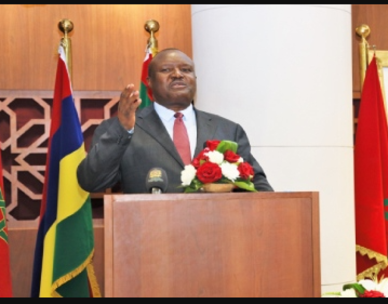 رئيس البرلمان الإفريقي- فورتين زيفانيا شارومبيرا