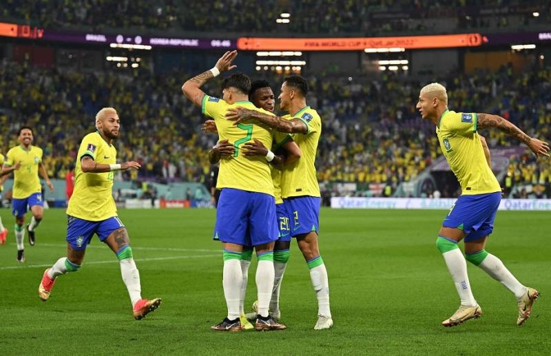 نيمار يسجل هدف البرازيل الثاني في شباك كوريا الجنوبية من ركلة جزاء