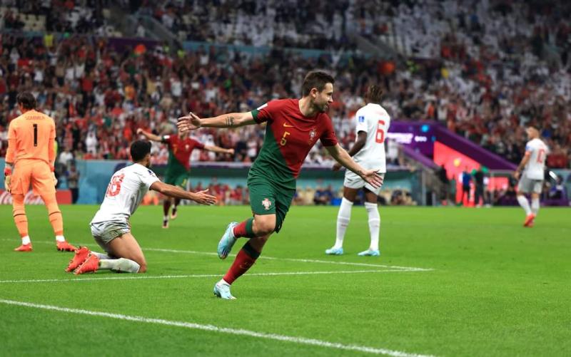 جونزالو راموس رابع لاعب برتغالي يسجل ”هاتريك” في كأس العالم