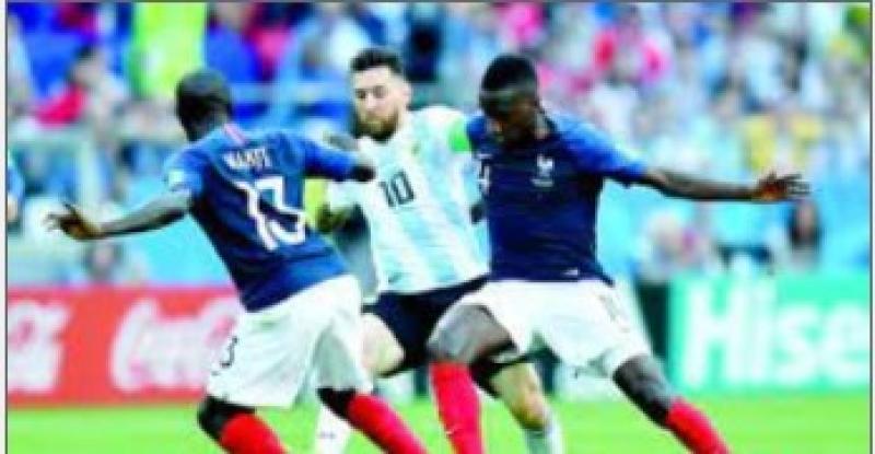 الأرجنتين ضد فرنسا فى لقاء سابق