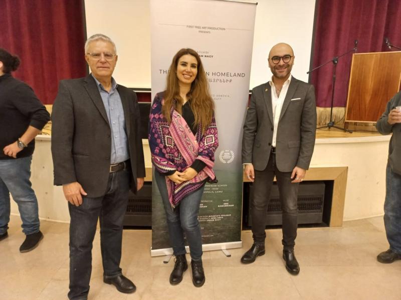 الزميلة هايدى فاروق مع الدكتور آرمين مظلوميان والمخرج عصام ناجي