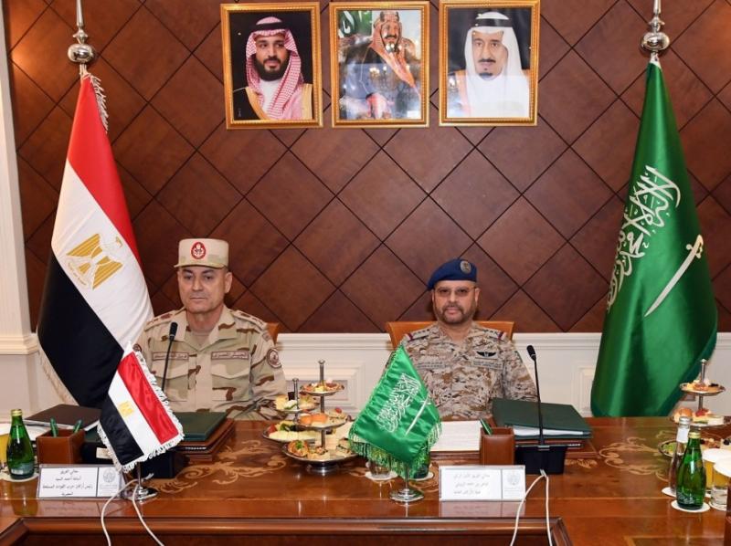 الفريق أسامة عسكر يبحث في الرياض تعزيز التعاون الإستراتيجي بين مصر والسعودية