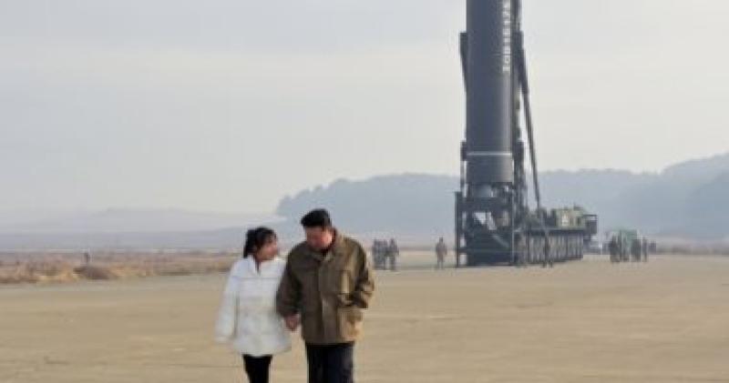 زعيم كوريا والصواريخ