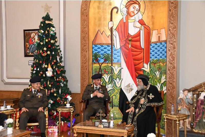 وزير الدفاع يُهنئ البابا تواضروس بمناسبة عيد الميلاد المجيد.. ويؤكد اعتزاز القوات المسلحة بمواقفه الوطنية