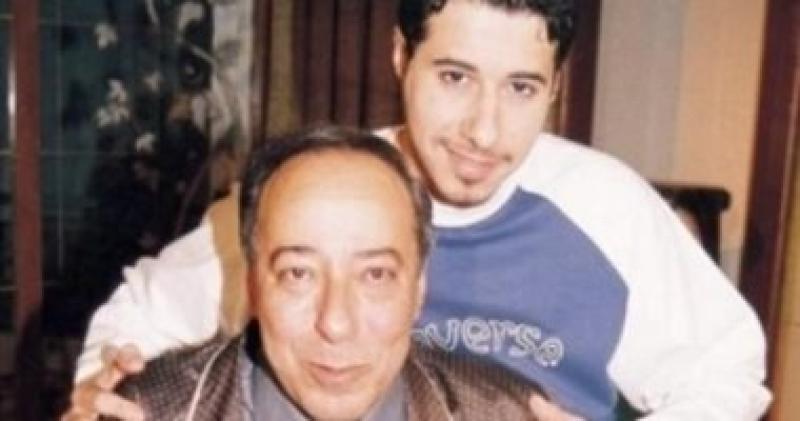 أحمد السعدني ووالده صلاح السعدنى