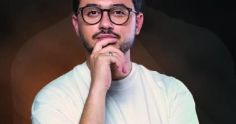 المنشد مصطفى عاطف ينتهى من تسجيل مينى ألبوم بتوقيع أحمد عادل