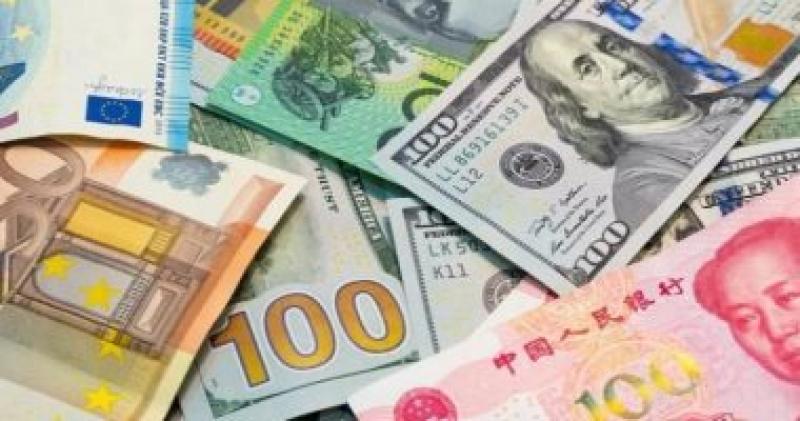 تباين أسعار العملات الأجنبية في بداية تعاملات الأربعاء 29 مايو