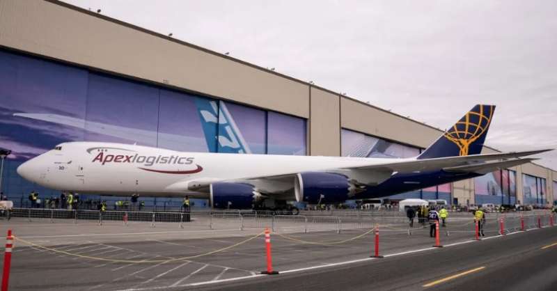 كيف غيّرت ”بوينغ 747 ” عالم الطيران؟
