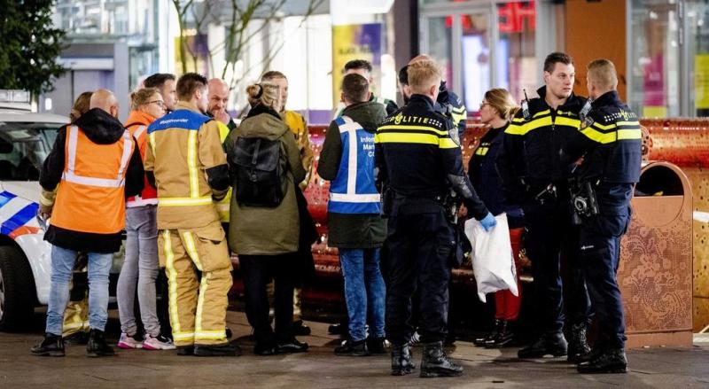 مقتل شخص وإصابة اثنين في هجوم بسكين بهولندا