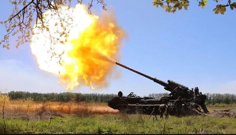 القوات الأوكرانية تقصف تمركزين ومستودع ذخيرة للقوات الروسية