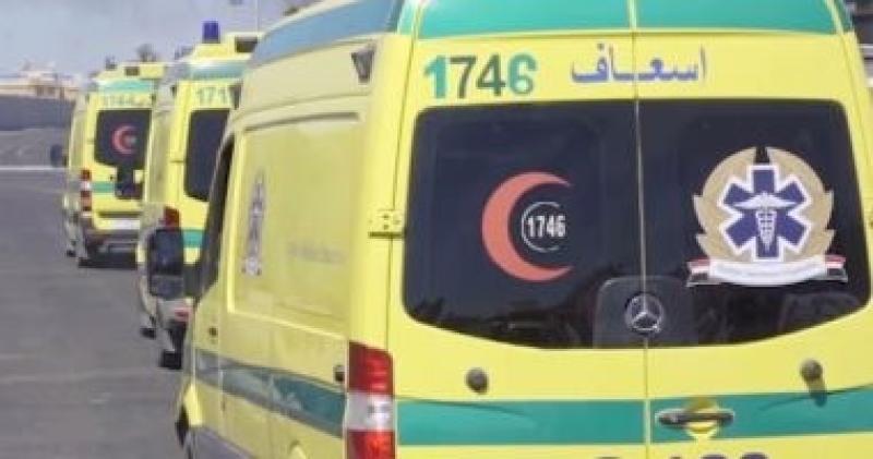 الصحة: الدفع بـ26 سيارة إسعاف إلى موقع حادث انقلاب أتوبيس بطريق عيون موسى