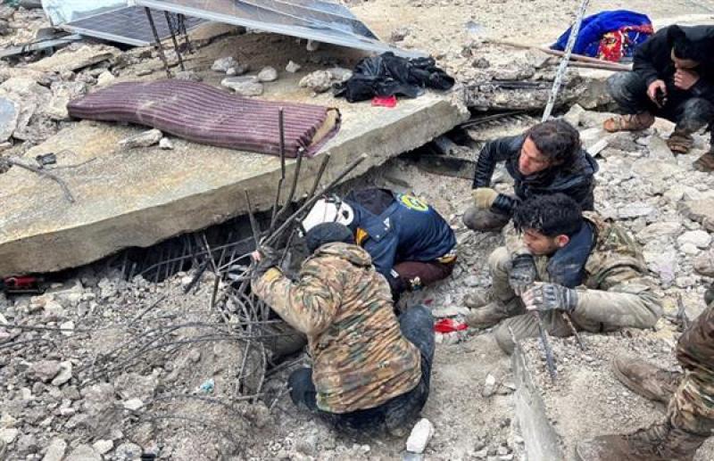 الصحة السورية: 403 وفيات و1284 إصابة في حلب وحماة واللاذقية وطرطوس جراء الزلزال