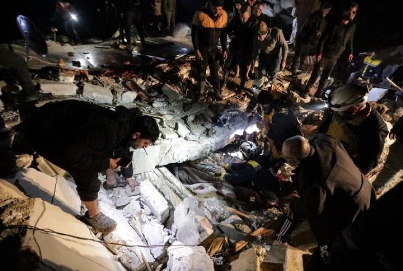 ”فيديو و صور ”... دمار وقتلى وجرحى نتيجة تداعيات زلزال تركيا وسوريا