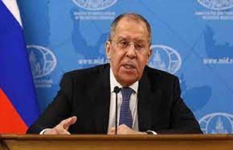 لافروف يعرب عن استعداد روسيا لمساعدة تركيا على خلفية الزلزال الذي ضرب البلاد