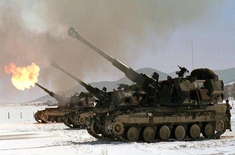 بريطانيا تعاني من نقص حاد في المدفعية بسبب أوكرانيا