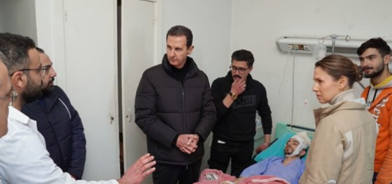 بشار الأسد وزوجته يزوران مصابى الزلزال فى مدينة اللاذقية .. صور