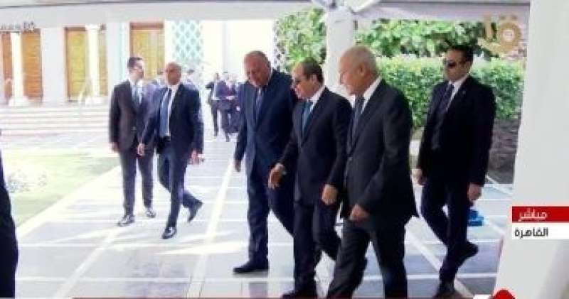 الرئيس السيسي يصل جامعة الدول العربية لحضور مؤتمر دعم وحماية القدس
