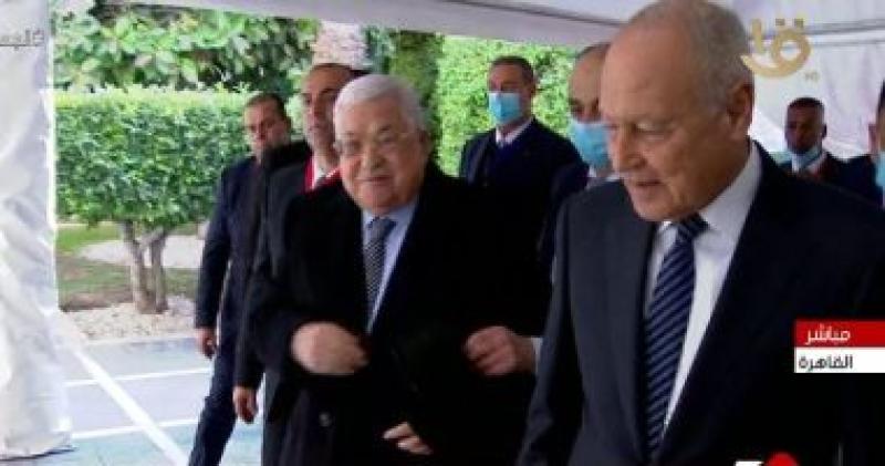 الرئيس الفلسطيني يصل جامعة الدول العربية