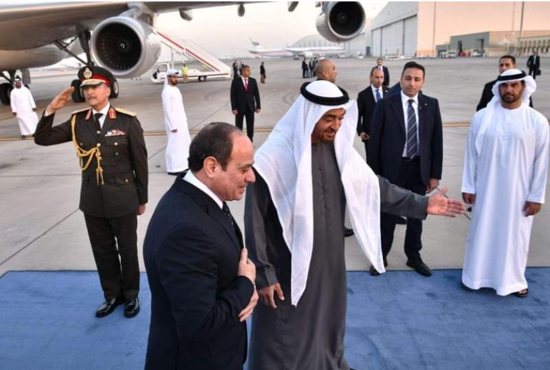 الرئيس يصل أبوظبي للمشاركة في القمة العالمية للحكومات (صور)