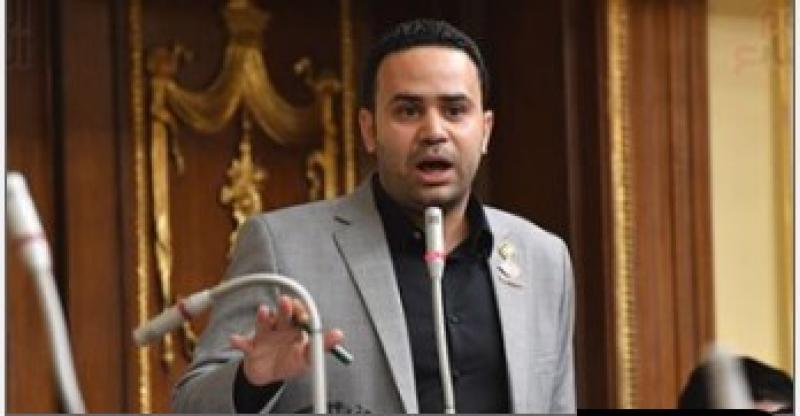 نائب التنسيقية محمود بدر يتقدم بطلب إحاطة بشأن عدم تطبيق الحد الأدنى للأجور بشركة مياه الشرب والصرف الصحى