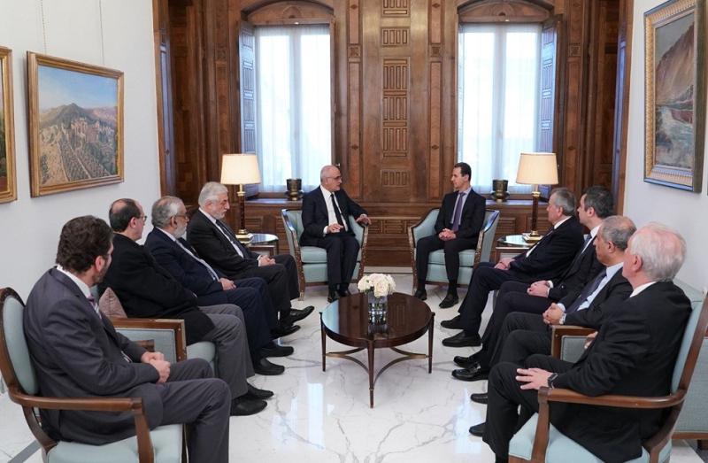 الرئيس بشار الأسد خلال لقائه بأعضاء لجنة الأخوة والصداقة البرلمانية اللبنانية السورية