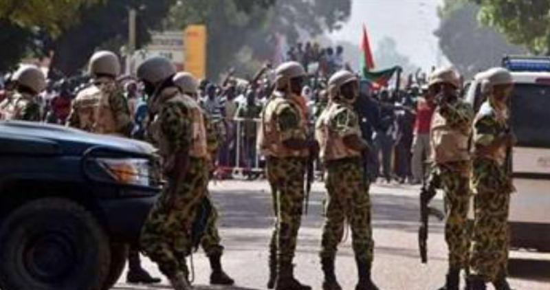 بوركينا فاسو تعلن مقتل عشرات الإرهابيين في قصف جوي