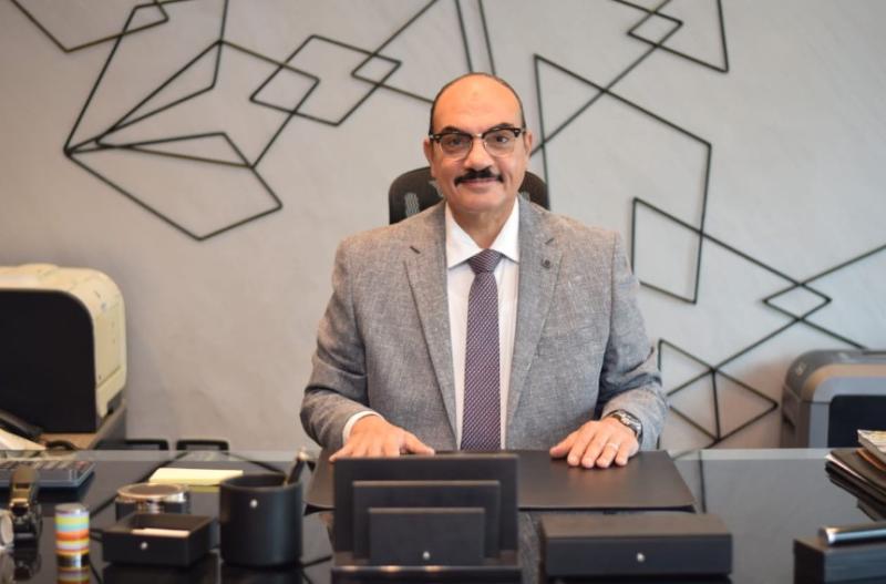 نائب رئيس حزب المؤتمر يهنئ الرئيس السيسي بذكري تحرير سيناء
