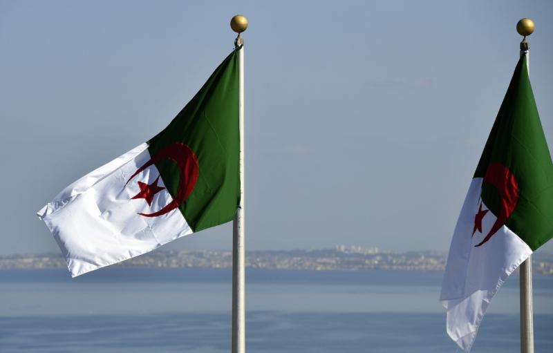 دولة الجزائر 