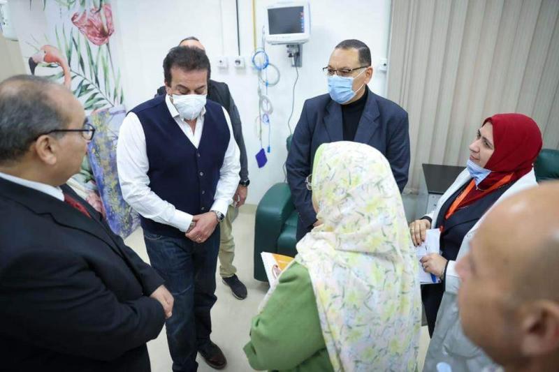 وزير الصحة يشيد بجودة وانتظام سير العمل بمستشفى جراحات اليوم الواحد في رأس البر