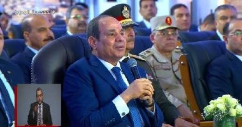 الرئيس السيسي: مساحة سيناء 60 ألف كيلو ودى نفس المساحة اللى إحنا عايشين عليها