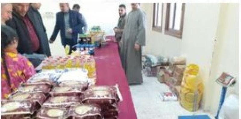 مركز دير مواس بالمنيا يواصل توفير كافة السلع الغذائية واللحوم بمنافذ ”أهلا رمضان”