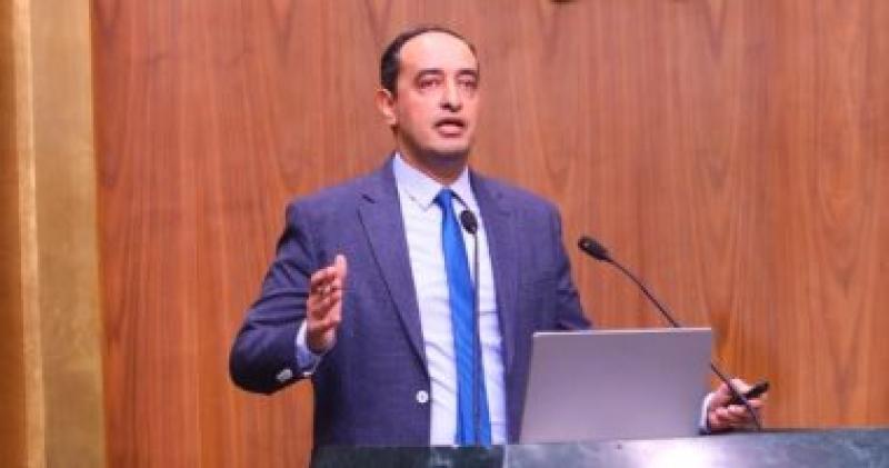 الدكتور عمرو عثمان مساعد وزير التضامن الاجتماعي