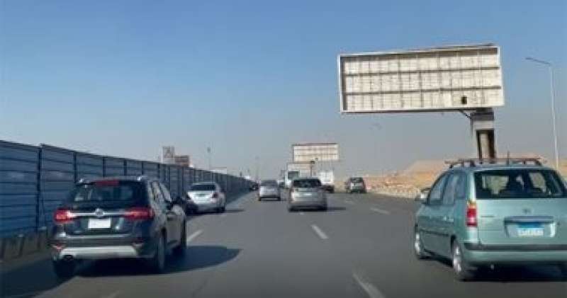 المرور يجرى تحويلة مرورية بسبب غلق محور المشير طنطاوى