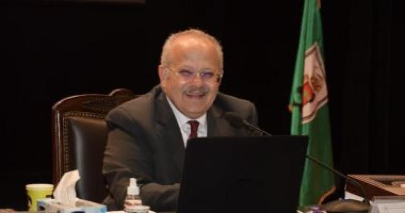 محمد عثمان الخشت 