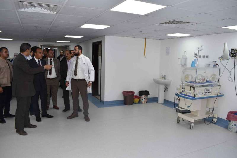 نائب محافظ المنيا يتسلم عدد من الأجهزة الطبية المتنوعة لدعم مستشفى مطاي ويتابع سير العمل بالمستشفى للاطمئنان على الوضع الصحي